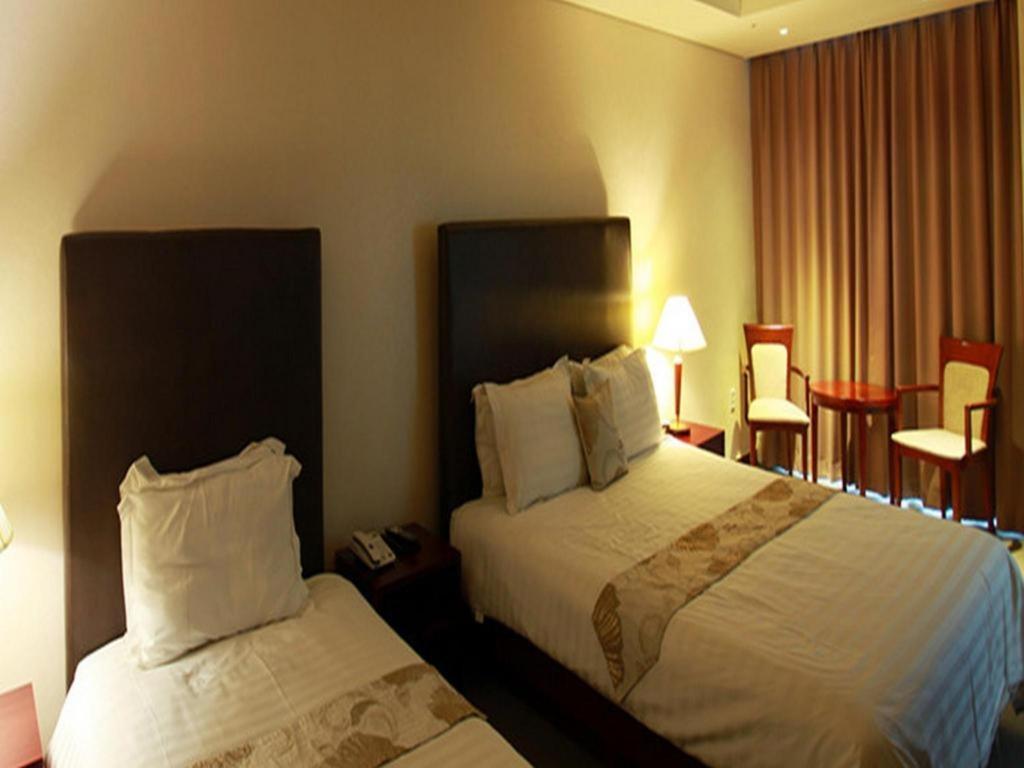 Hotel Sunshine Теджон Екстер'єр фото